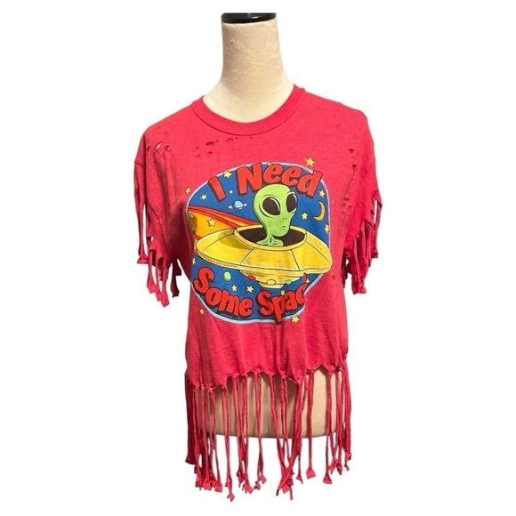 DOM Tops - Alien “I need some space” distressed Medium tied red t shirt EUC